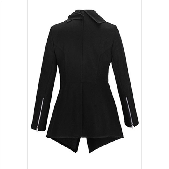 Black Wrap Stylish Coat - Picture 4 of 6
